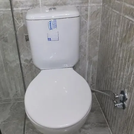Kemer Hostel فندق كمر