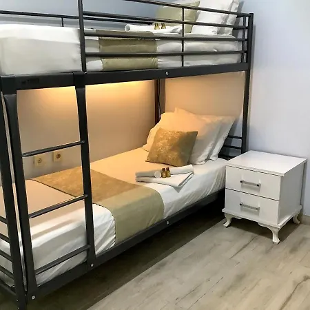 Капсульный отель Kemer Hostel Кемер